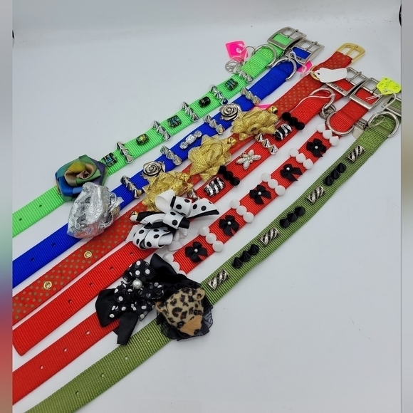 Festive Red & Gold Floral Jingle Bell Dog Collar - Christmas Holiday Size M/L - Picture 12 of 14